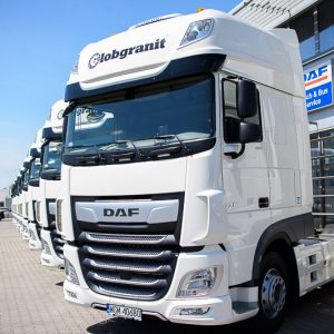 PA5 8812 1 300x300 - GLOBGRANIT WYBIERA MODEL DAF XF